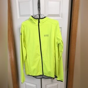 Men’s Element Windstopper jacket.